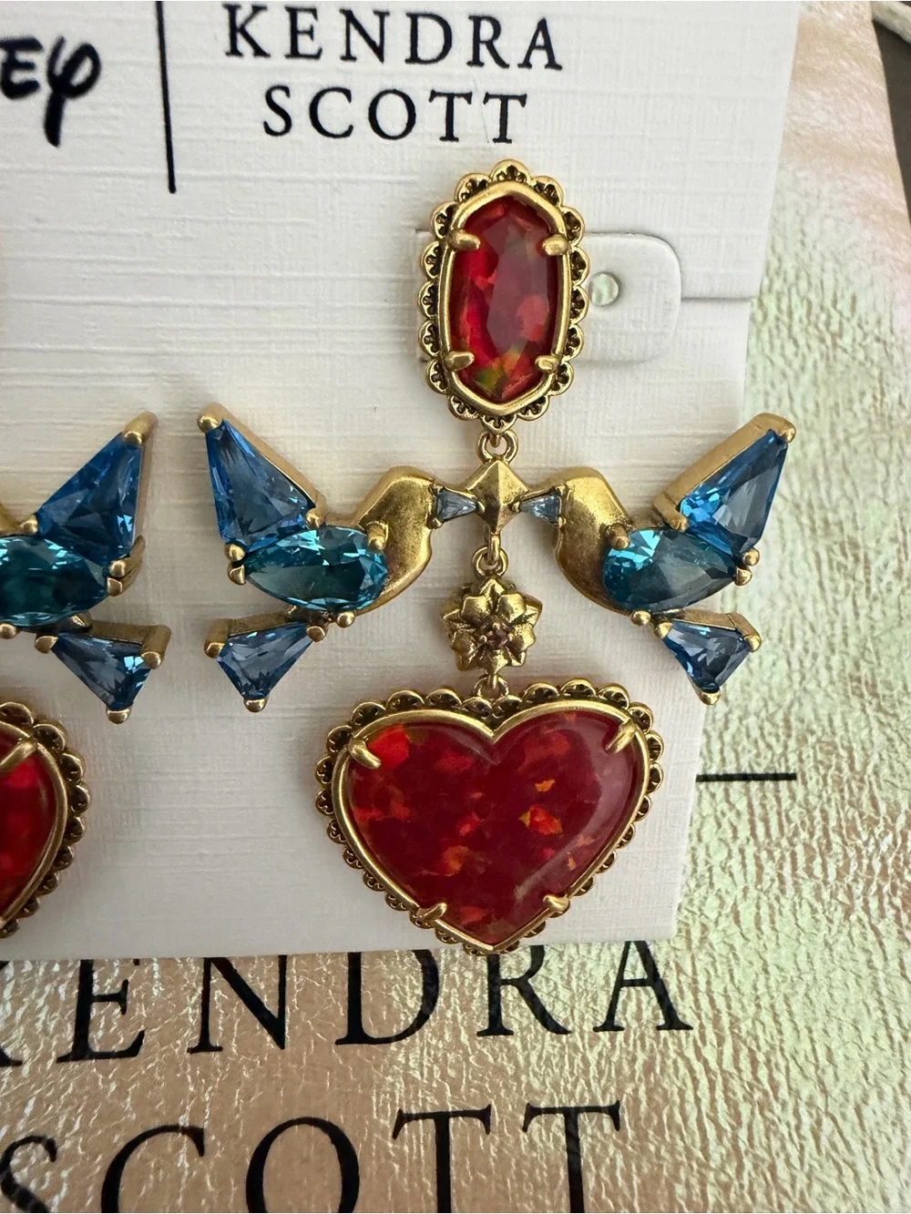 Disney x Kendra Scott Snow White Heart Statement Earrings Gold Red Opal NWT Rare